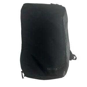 Nomatic Backpack Mens Black Luggage Travel 40L Water Proof Zipper Operation